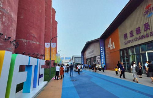 2023中國(guó)服貿會(huì)現(xiàn)場(chǎng) 遨博咖啡機(jī)器(qì)人(rén)展淄博風(fēng)采